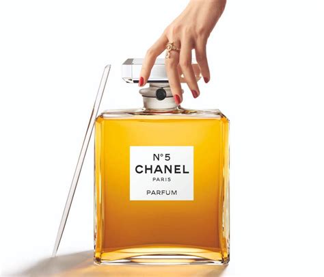 The iconic Chanel N°5 is launching in a limited